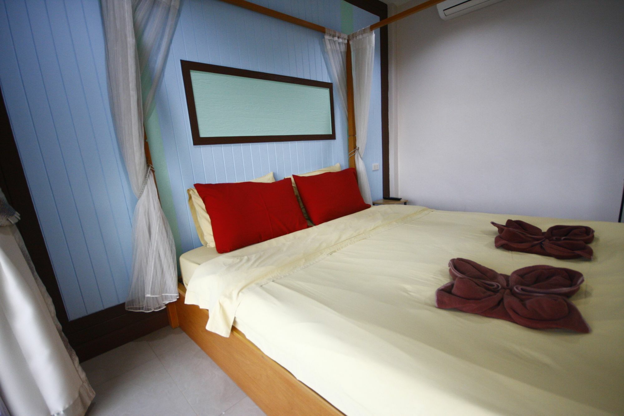 Koh Larn Sea Side Resort Exterior photo